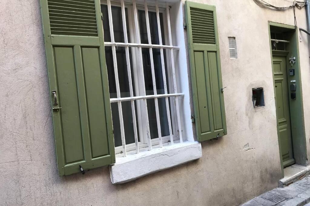 Appartement Typique Dans Le Centre Historique 47M2 La Ciotat Exterior foto